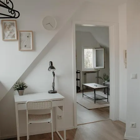 Apartment Cozy With A Stream View