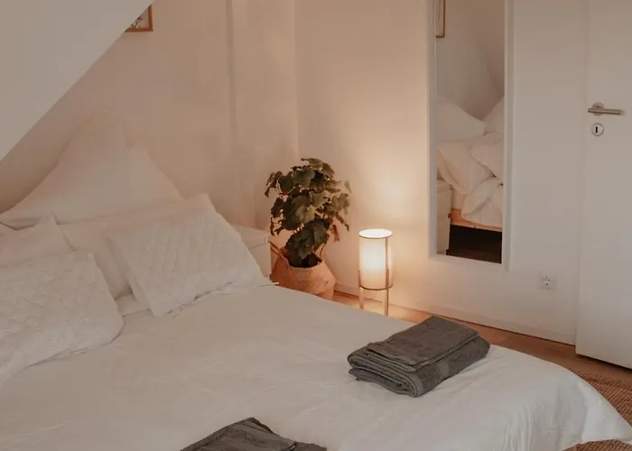 דירה Cozy With A Stream View ולנדר