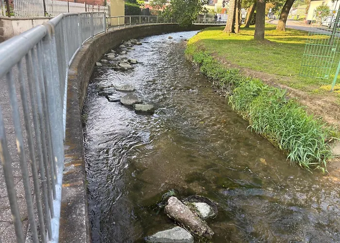 דירה Cozy With A Stream View ולנדר